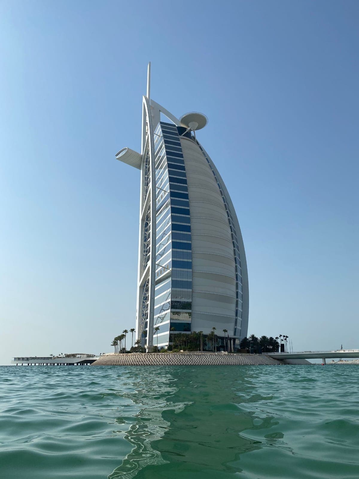 دبي - 6 أيام